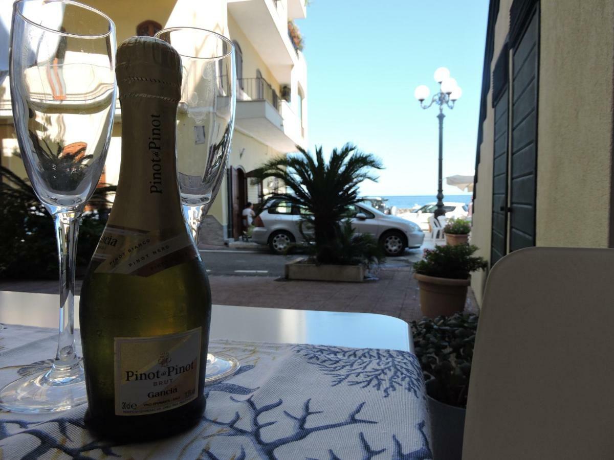 Apartamento Maretna Giardini-Naxos Exterior foto